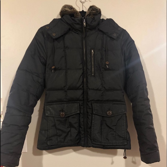 Black Eddie Bauer Women’s Winter Jacket - Picture 2 of 5